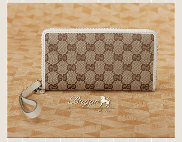 グッチ 財布 スーパーコピーグッチ 2010年秋冬新作 GGキャンバス ハートチャーム付きラウンドファスナー長財布 245914 FFPAG 9761 グッチ 財布 スーパーコピーグッチ 2010年秋冬新作 GGキャンバス ハートチャーム付きラウンドファスナー長財布 245914 FFPAG 9761