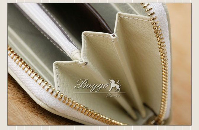 グッチ 財布 スーパーコピーグッチ 112724 F40IG 9773 サンドGGファブリック 長財布 ベージュ/エボニー/オフホワイト グッチ 財布 スーパーコピーグッチ 112724 F40IG 9773 サンドGGファブリック 長財布 ベージュ/エボニー/オフホワイト