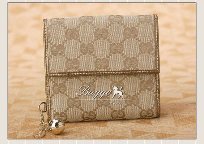 グッチ 財布 スーパーコピーグッチ GGキャンバス Wホック折財布154182 f4fsg 9693 グッチ 財布 スーパーコピーグッチ GGキャンバス Wホック折財布154182 f4fsg 9693