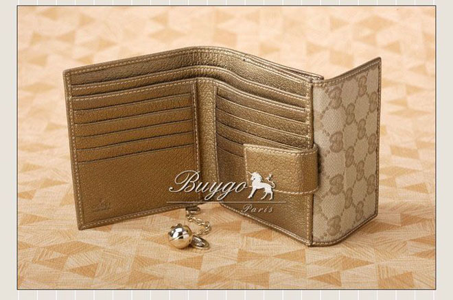 グッチ 財布 スーパーコピーグッチ GGキャンバス Wホック折財布154182 f4fsg 9693 グッチ 財布 スーパーコピーグッチ GGキャンバス Wホック折財布154182 f4fsg 9693