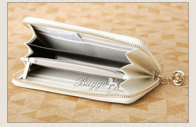 グッチ 財布 スーパーコピーグッチ 長財布 GGトゥインズ グッチ 233025 AA61N 5709 グッチ 財布 スーパーコピーグッチ 長財布 GGトゥインズ グッチ 233025 AA61N 5709