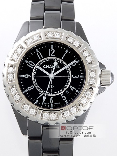 シャネルJ12 スーパーコピーH0682 33mm ブラックセラミックブレス ベゼルラージ飛びダイヤアフター ブラック