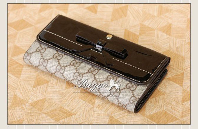 グッチ 財布 スーパーコピーグッチ リボンモチーフ Wホック長財布 ゴールド 203559 グッチ 財布 スーパーコピーグッチ リボンモチーフ Wホック長財布 ゴールド 203559