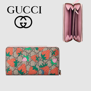 グッチ☆グッチ 苺 コピー ストロベリープリントGGウォレット 2020春夏の新作が登場 573865 GZRAT 8483 グッチ☆グッチ 苺 コピー ストロベリープリントGGウォレット 2020春夏の新作が登場 573865 GZRAT 8483