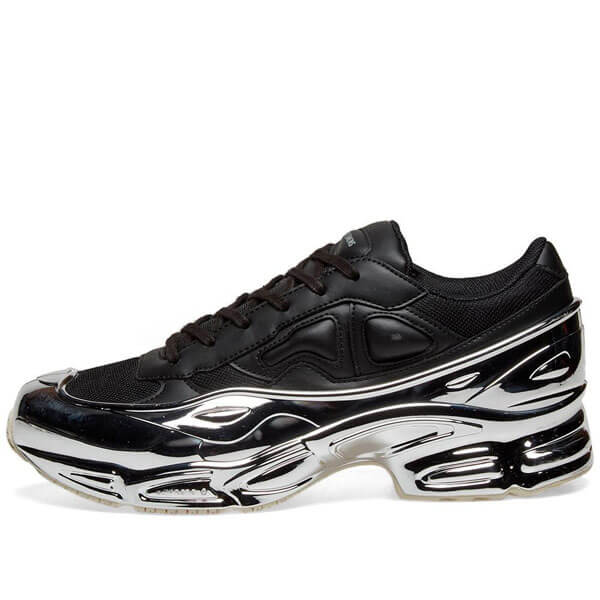 アディダス ×Raf Simons コピー&quot;RS OZWEEGO&quot;♪