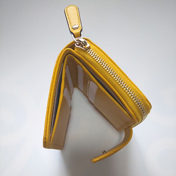 大人気グッチ GG シマ レザー折りたたみ コンパクト財布コピー449395 BMJ1G 大人気グッチ GG シマ レザー折りたたみ コンパクト財布コピー449395 BMJ1G