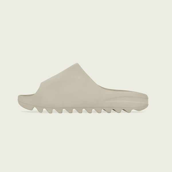 ☆超人気☆イージースライド偽物 アディダス Yeezy Slide Bone ボーン サンダル FW6345