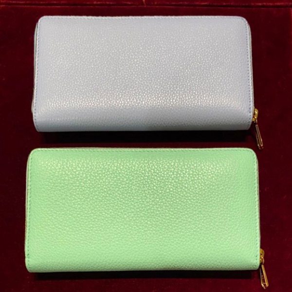 店鋪限定 グッチ ズゥミ レザー アラウンドジップ偽物★即納570661 店鋪限定 グッチ ズゥミ レザー アラウンドジップ偽物★即納570661